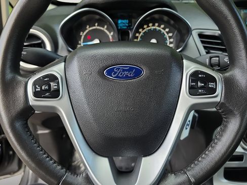 Used 2016 Ford Fiesta SE FWD image 12