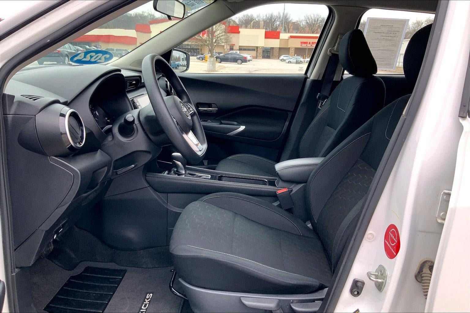 Used 2024 Nissan Kicks SV FWD image 22