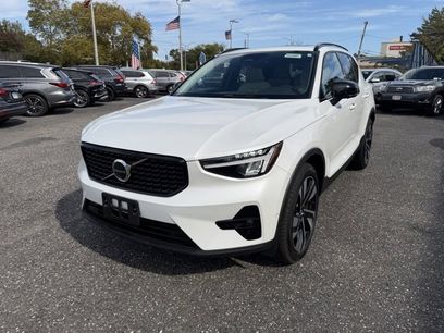 Certified 2024 Volvo XC40 B5 Plus w/ Protection Package Premier
