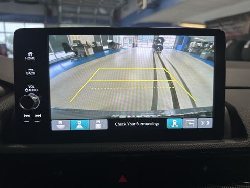 Used 2024 Honda CR-V EX-L image 16