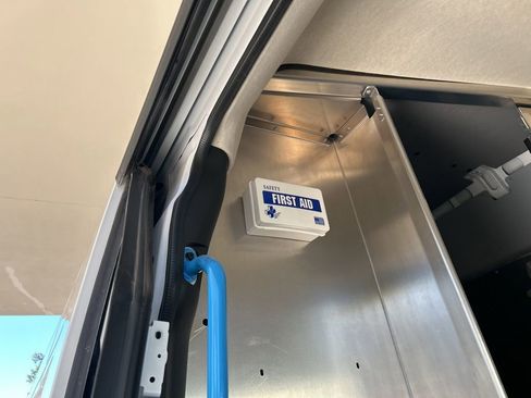 Used 2024 RAM ProMaster 3500 w/ Delivery Van Package image 27