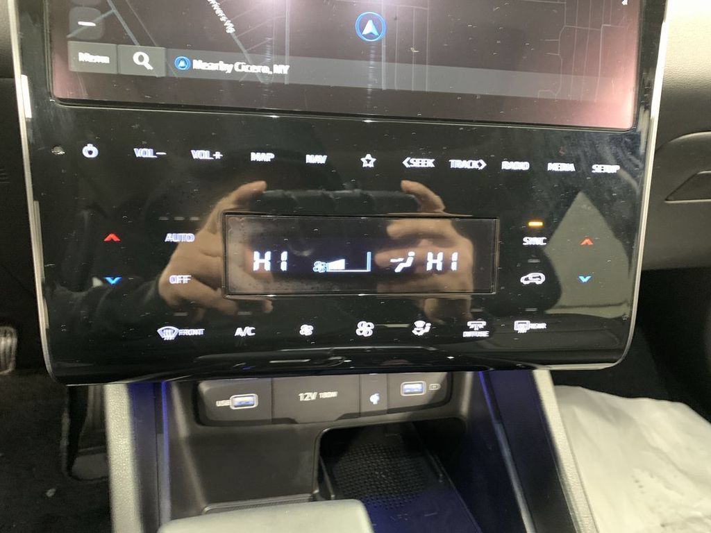 Used 2024 Hyundai Tucson SEL w/ Convenience Package FWD image 17
