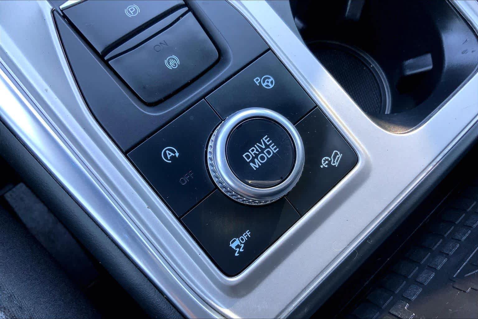 Used 2020 Ford Explorer ST w/ Premium Technology Package AWD/4WD image 33