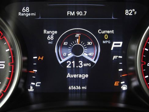 Used 2022 Dodge Charger SXT image 32