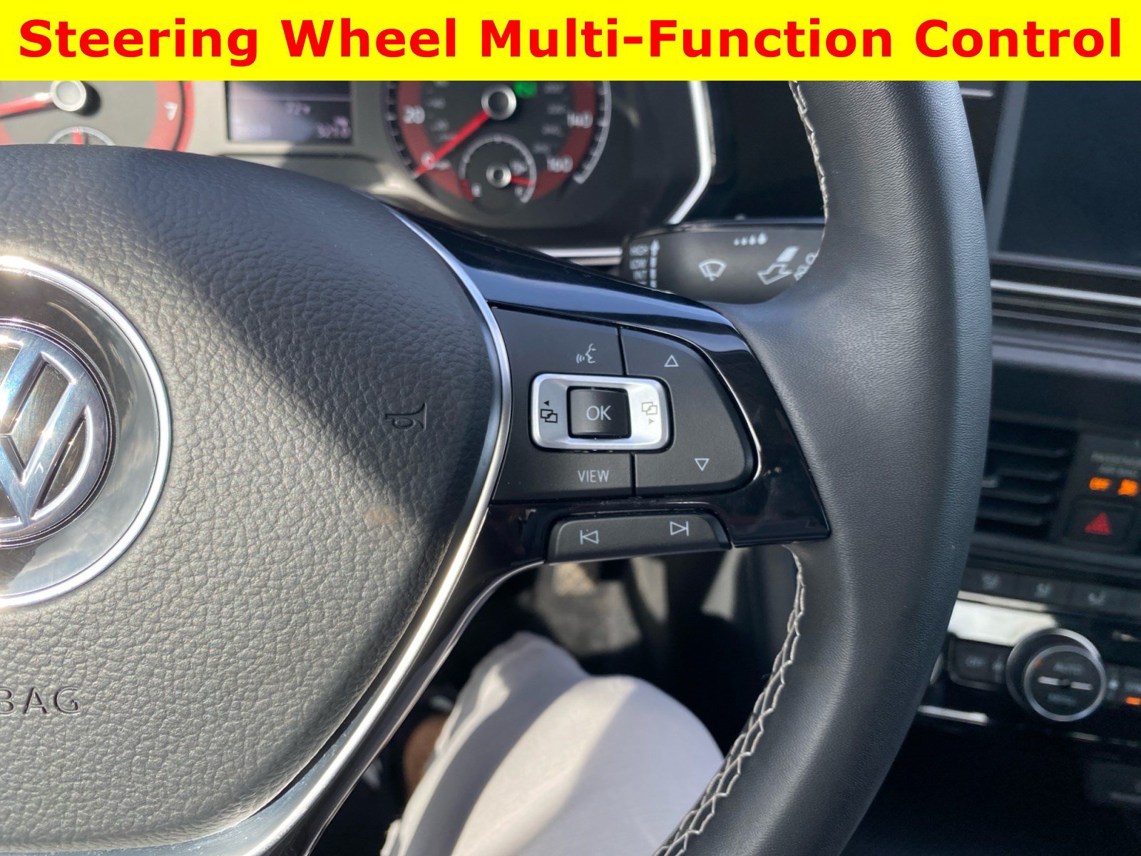 Used 2021 Volkswagen Jetta SE w/ SE Cold Weather Package FWD image 21