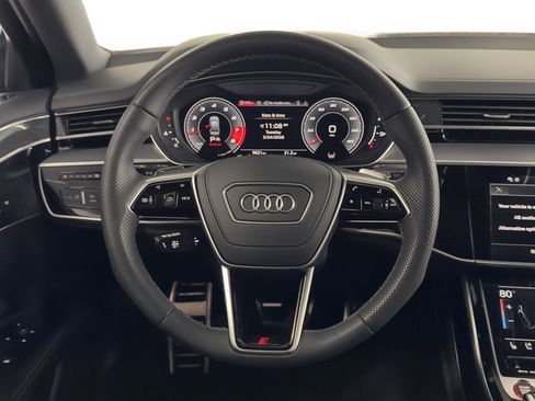 Used 2025 Audi S8 image 20