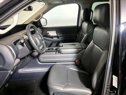 Certified 2025 Ford Expedition Max Active AWD/4WD image 20