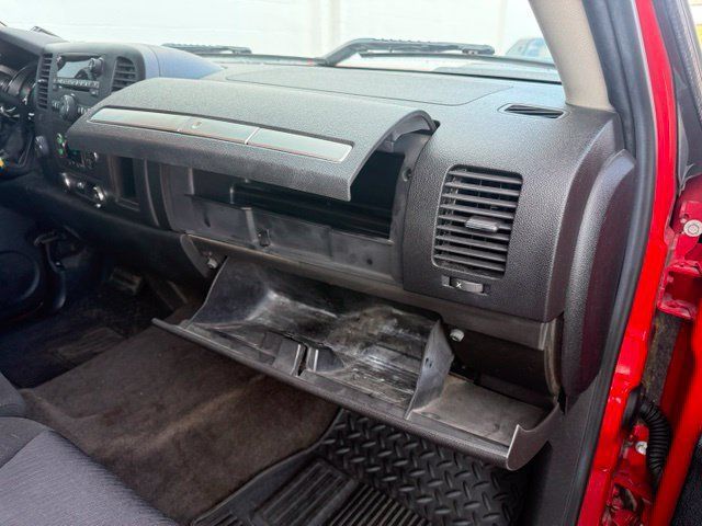 Used 2011 Chevrolet Silverado 2500 LT w/ Interior Plus Package AWD/4WD image 24