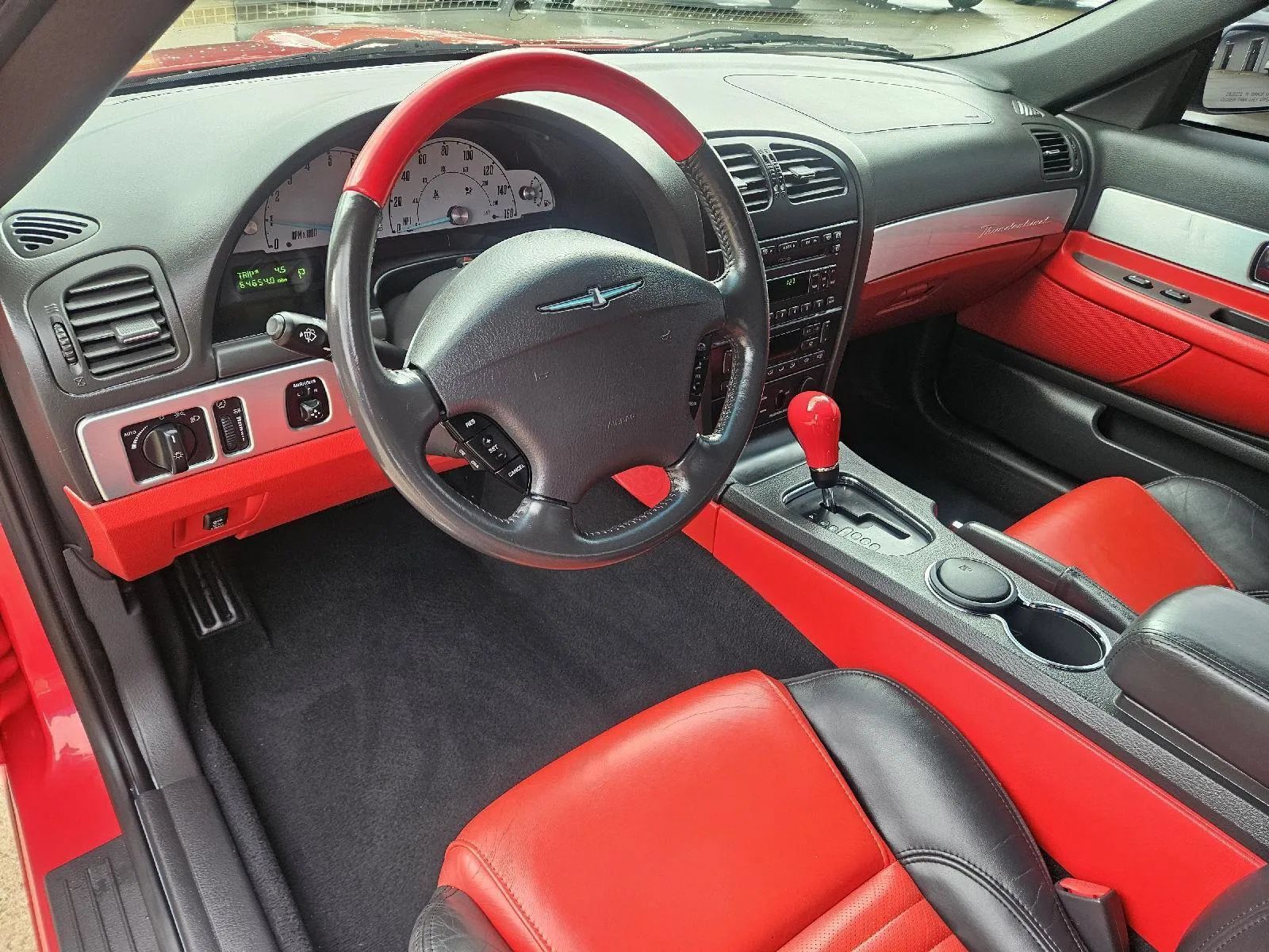 Used 2002 Ford Thunderbird RWD image 14