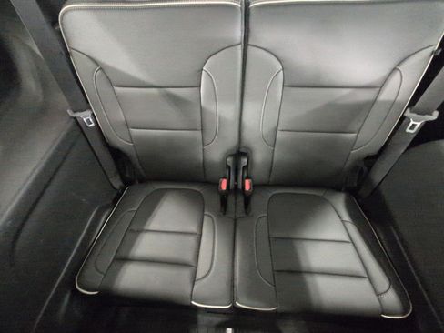 Used 2023 GMC Acadia Denali w/ Denali Ultimate Package AWD/4WD image 24