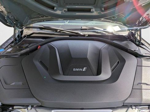 Used 2025 BMW i4 eDrive40 w/ Premium Package image 18