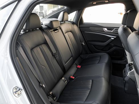 Used 2023 Audi A6 3.0T Premium w/ Convenience Package image 34