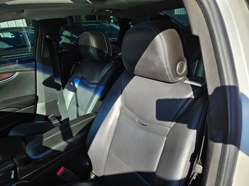 Used 2014 Cadillac XTS Premium image 14