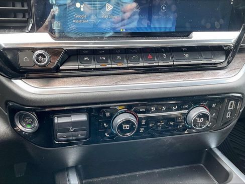 Used 2024 Chevrolet Silverado 1500 LTZ w/ Technology Package RWD image 16