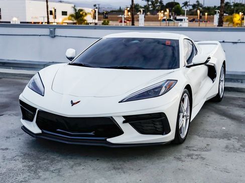 Used 2024 Chevrolet Corvette Stingray Coupe w/ Z51 Performance Package RWD image 4