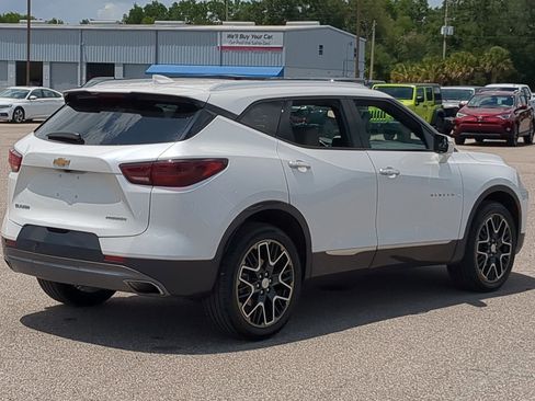 Used 2023 Chevrolet Blazer Premier FWD image 5