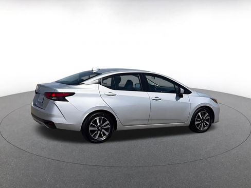 Used 2025 Nissan Versa SV image 15