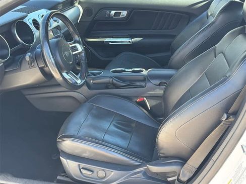 Used 2020 Ford Mustang Premium image 10