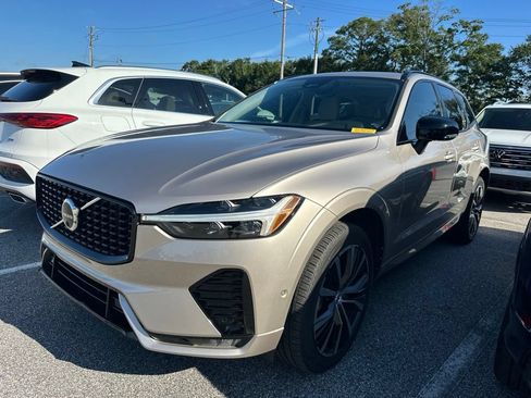 Used 2023 Volvo XC60 B5 Plus w/ Protection Package FWD image 1