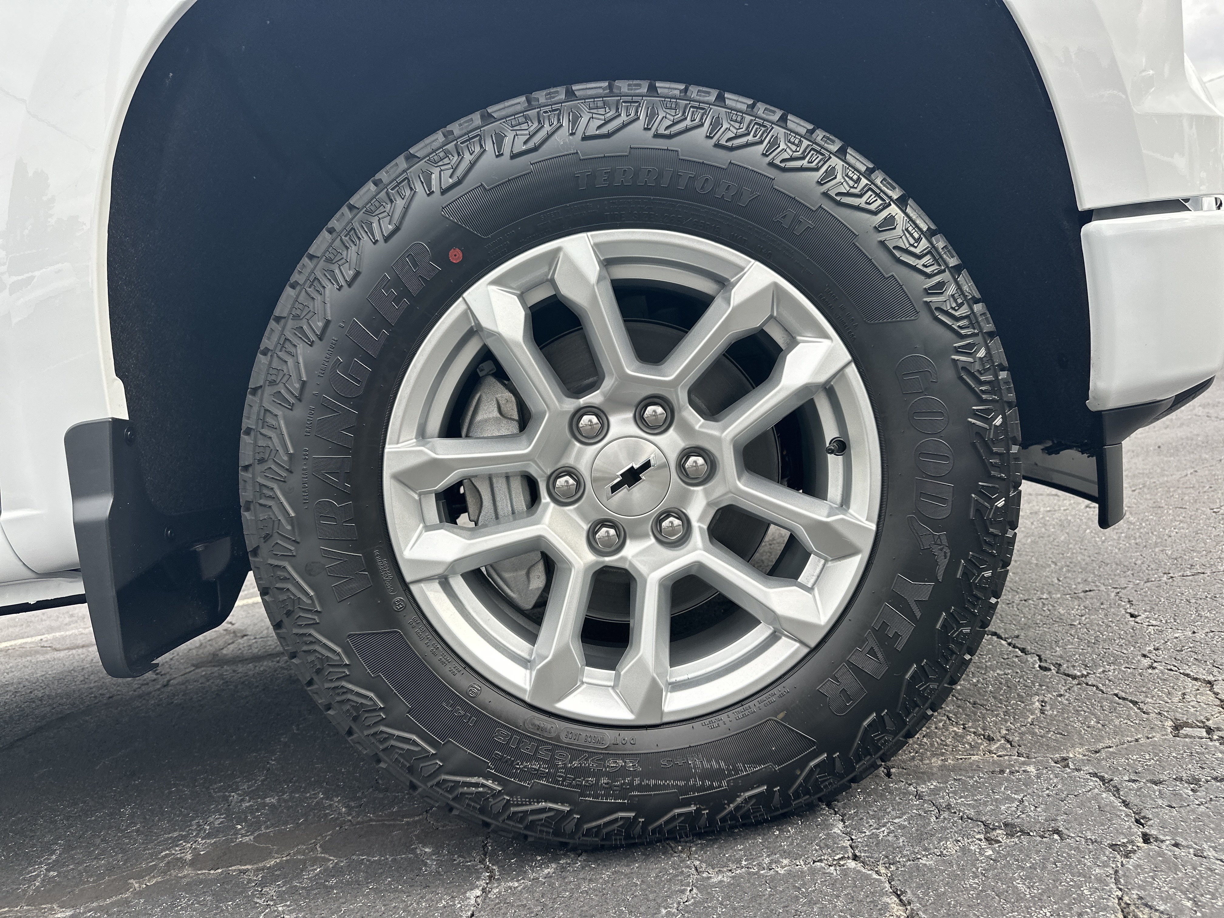 New 2026 Chevrolet Silverado 1500 RST AWD/4WD image 14