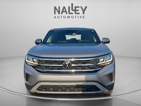 Used 2022 Volkswagen Atlas Cross Sport SE w/ Panoramic Sunroof Package image 8