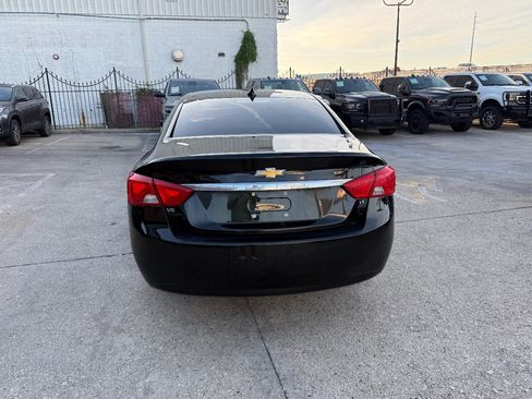 Used 2017 Chevrolet Impala LT FWD image 5