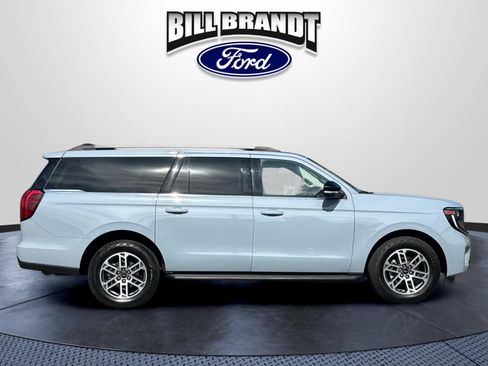 Certified 2025 Ford Expedition Max Active AWD/4WD image 2