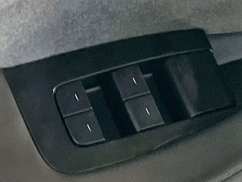 Used 2025 Tesla Model 3 RWD image 16
