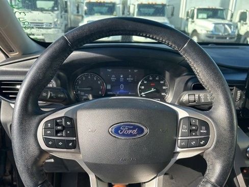 Used 2021 Ford Explorer XLT w/ Equipment Group 202A image 15