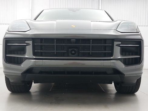 Certified 2026 Porsche Cayenne Coupe AWD/4WD image 10