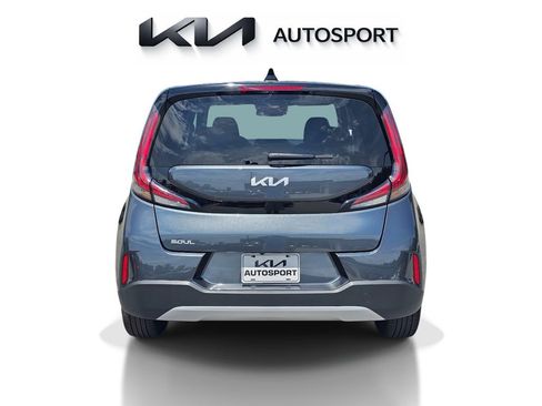 Certified 2025 Kia Soul LX w/ LX Technology Package FWD image 11