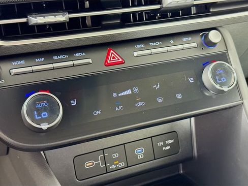 Used 2025 Hyundai Sonata SEL image 23