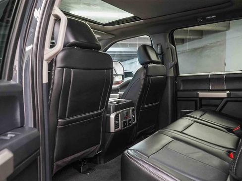 Used 2021 Ford F250 Lariat image 19