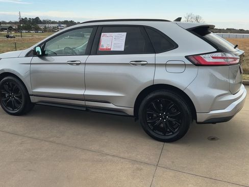 Used 2024 Ford Edge SE w/ Black Appearance Package AWD/4WD image 7