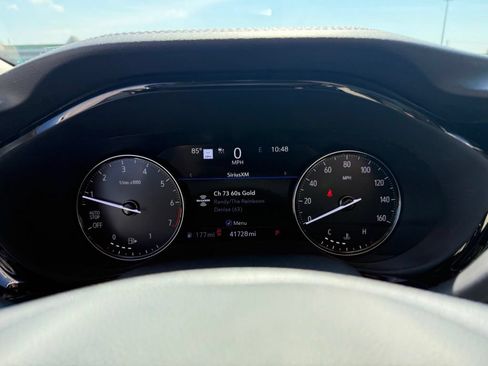 Used 2023 Buick Envision Avenir FWD image 23