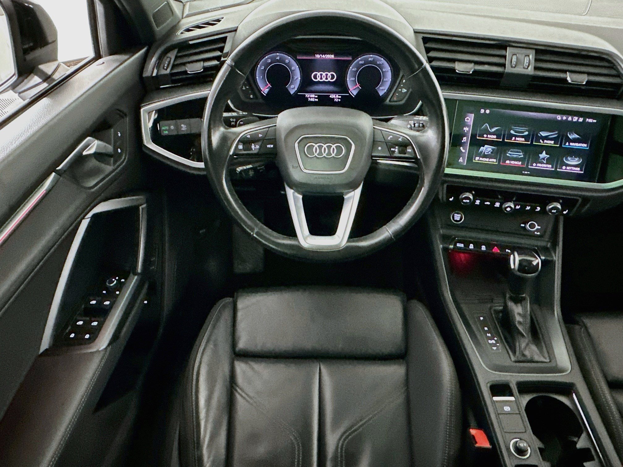Used 2022 Audi Q3 2.0T Premium Plus w/ Premium Plus Package AWD/4WD image 21