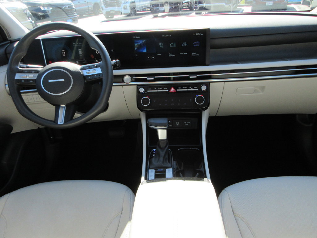 Used 2026 Hyundai Tucson SEL AWD/4WD image 16