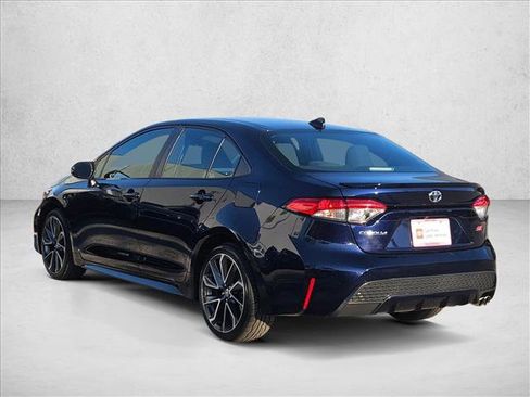 Used 2022 Toyota Corolla SE image 8