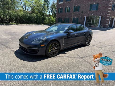Used 2022 Porsche Panamera 4 E-Hybrid AWD/4WD image 2