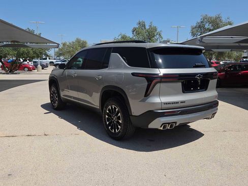 Used 2026 Chevrolet Traverse Z71 w/ Enhanced Driving Package AWD/4WD image 6