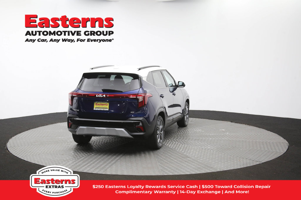 Used 2024 Kia Seltos S AWD/4WD image 44