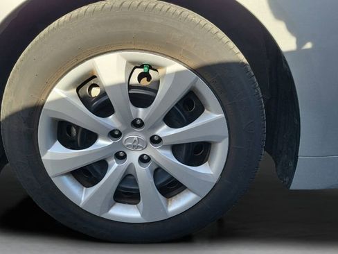 Certified 2024 Toyota Corolla LE image 5