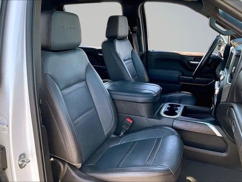 Used 2023 GMC Sierra 2500 Denali w/ Denali Ultimate Package image 30