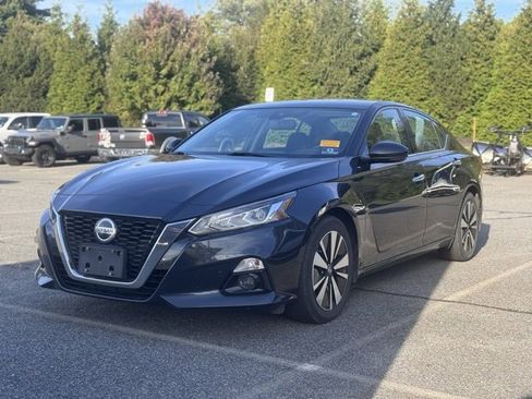 Used 2019 Nissan Altima 2.5 SV image 4