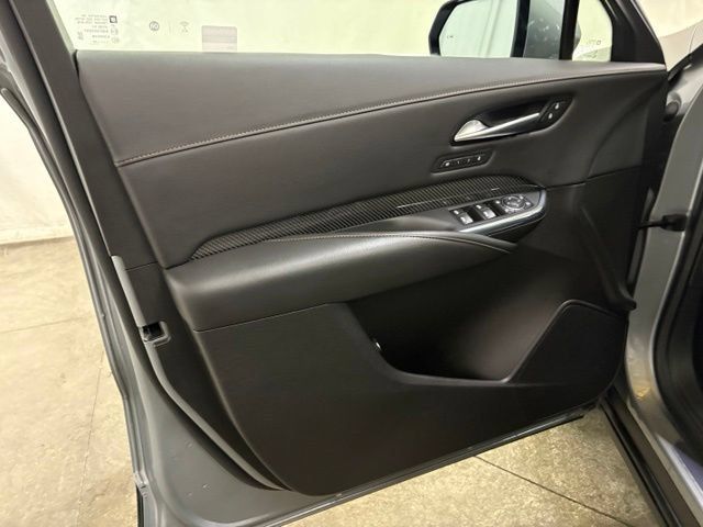 Used 2023 Cadillac XT4 Sport w/ Sun And Sound Package AWD/4WD image 35
