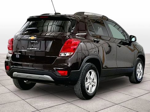 Used 2022 Chevrolet Trax LT w/ Driver Confidence Package image 11