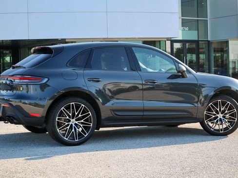 Certified 2026 Porsche Macan Turbo AWD/4WD image 42