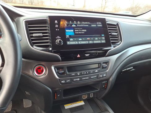 Certified 2022 Honda Pilot Special Edition image 15