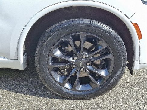 Certified 2023 Dodge Durango GT AWD/4WD image 9