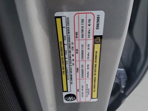 Certified 2025 RAM 1500 Big Horn image 32